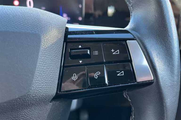 2022 Vauxhall Astra 1.2 Turbo 130 Design 5dr HATCHBACK PETROL Manual