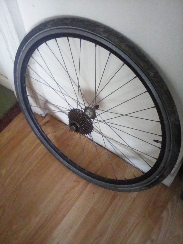 Roaad wheel 27 inch