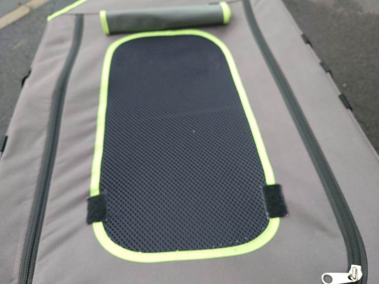 Cheeko Easy Up Fabric Kennel, Portable & Convenient Dog Crate - Size Medium ( 75 x 51 x 48cm)