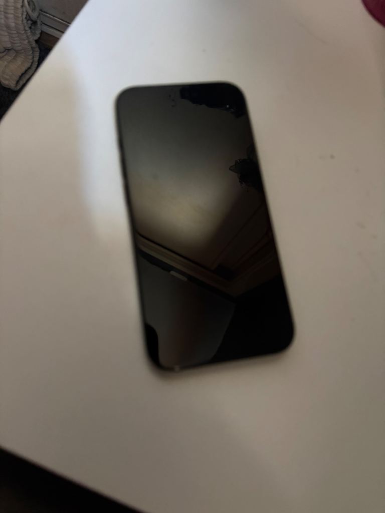 iPhone 15 pro 265gb