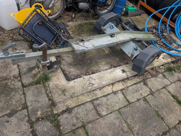 Motorbike moped car trailer