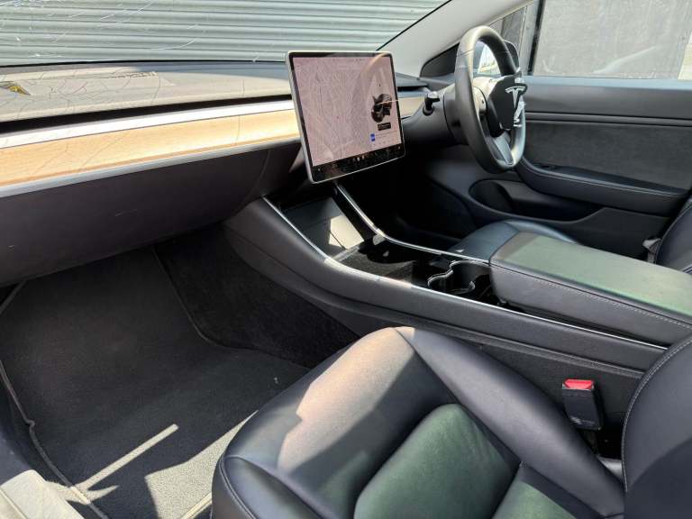 2021 70 REG TESLA MODEL 3 LONG RANGE AWD DAMAGED REPAIRABLE SALVAGE