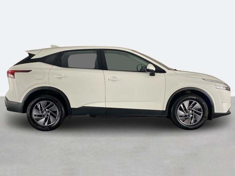 2022 Nissan Qashqai 1.3 DiG-T MH Acenta Premium 5dr Crossover/SUV PETROL Manual
