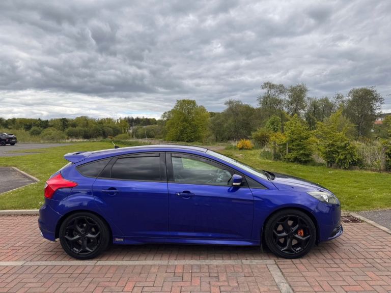 2012 FORD FOCUS ST-2 TURBO / MAY SWAP OR PX 