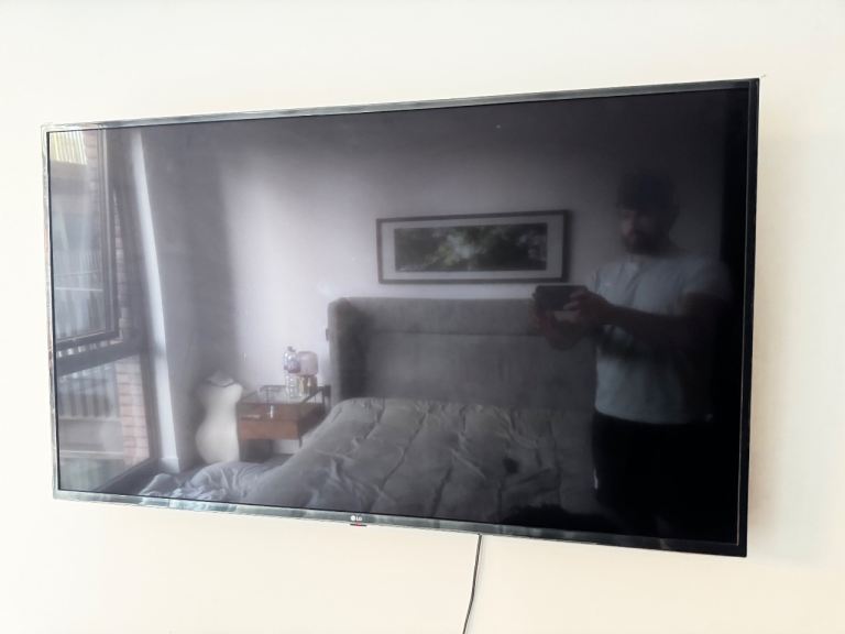 LG smart TV 50inch