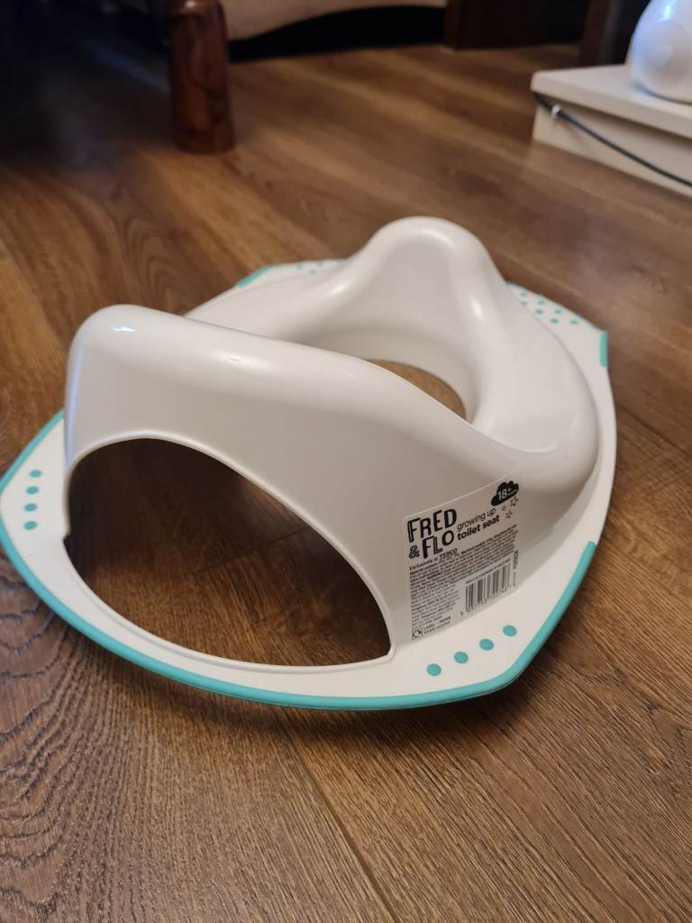 Toilet training seat. 