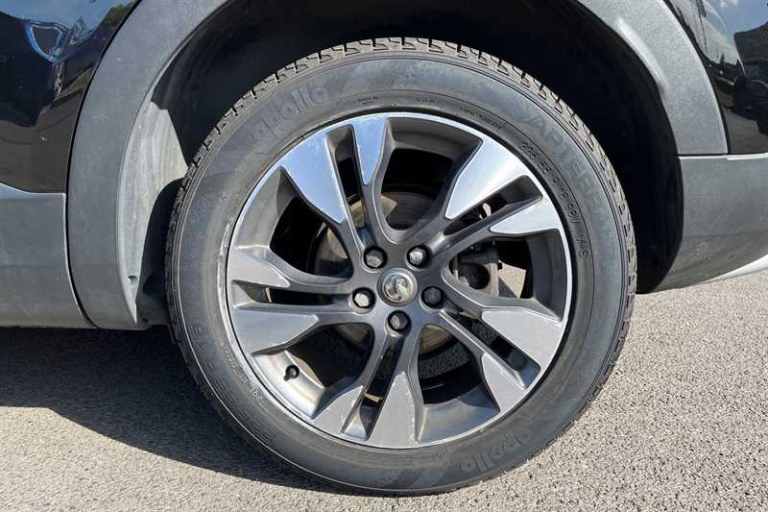 2021 Vauxhall Grandland X 1.2 Turbo SRi Nav 5dr HATCHBACK PETROL Manual