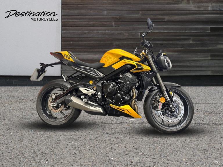 2026 Triumph Street Triple 765 RS PREMIUM COLOUR Petrol yellow Manual