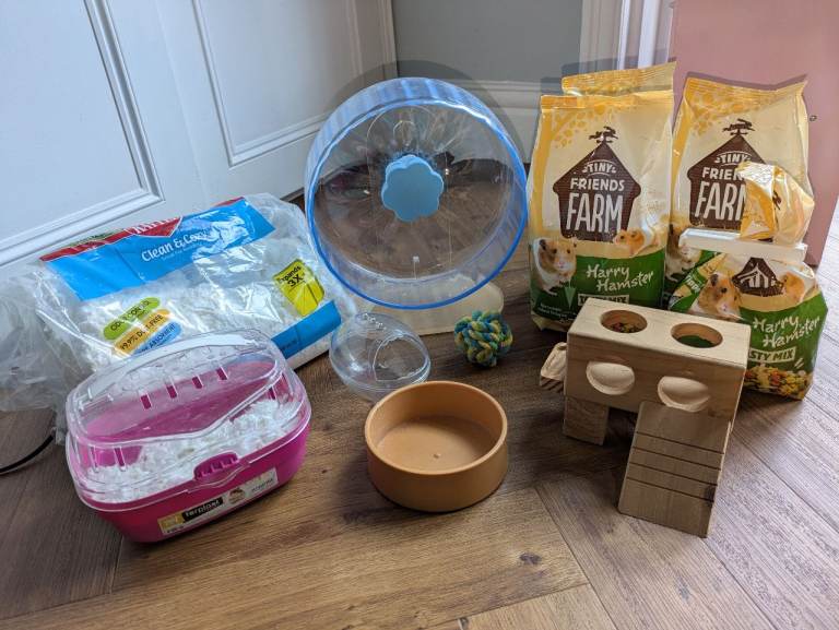 Hamster/small pet bundle: wheels, balls etc