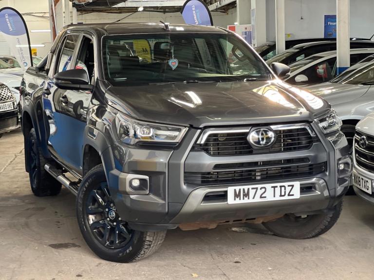 2023 Toyota Hilux 2.8 D-4D Invincible X Pickup Double Cab 4dr Diesel Auto 4WD Euro 6 (s/s) (2 PIC...