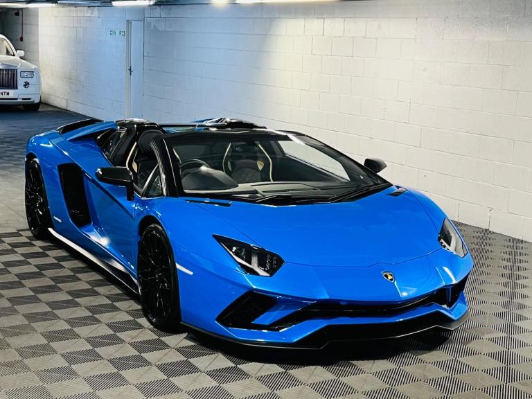  Lamborghini Aventador 6.5 V12 LP 740-4 S Roadster ISR 4WD Euro 6 2dr Petrol Automatic