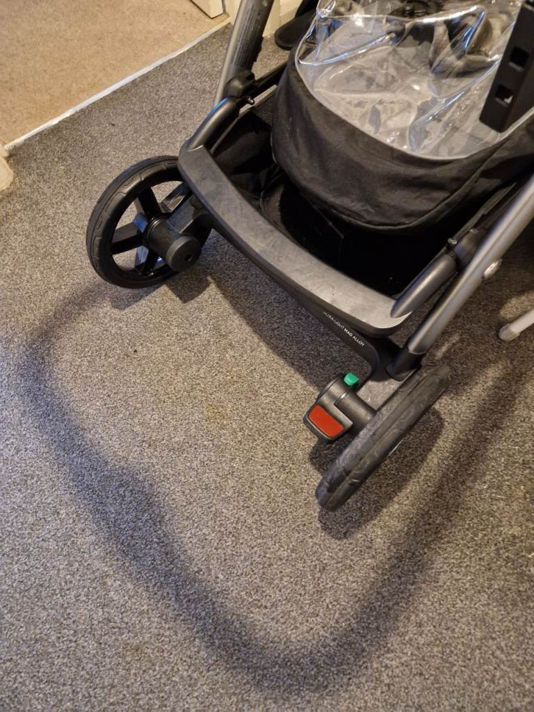 Silver cross double buggy
