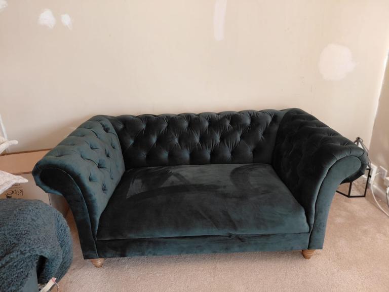 Oak Furniture land Montgomery sofa