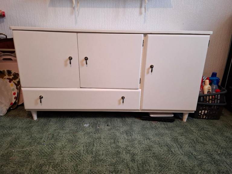 SIDEBOARD FOR SALE 