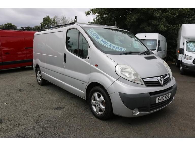 2013 VAUXHALL VIVARO SPORTIVE *NO VAT* LOW MILES EXCELLENT CONDITION YEARS MOT!!