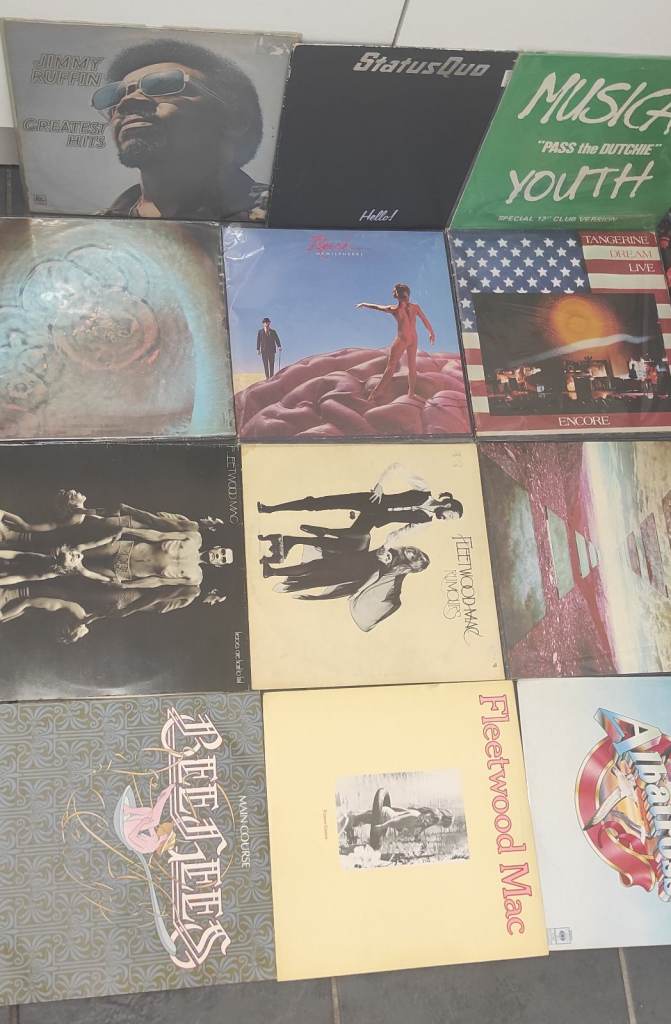 Fleetwood Mac Bare Trees Vinyl Record – Good Condition