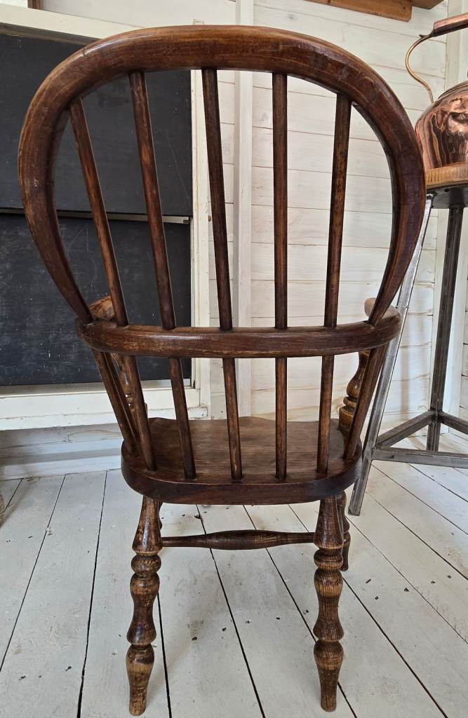A Rare Antique Childs Chair Ash & Elm Comb Back Windsor Arm Chair 1840-1860 