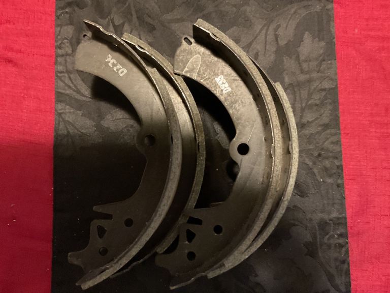 Peugeot 504 Estate Rear Brake Shoes