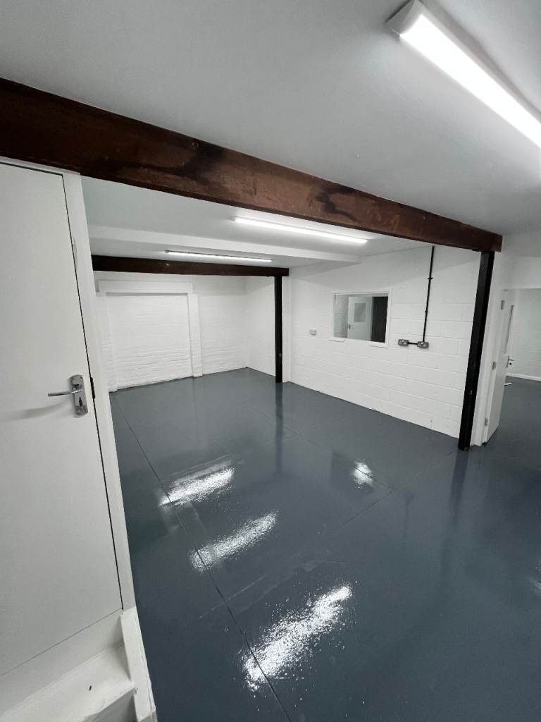 Business and Personal Storage - Indoor Secure Units