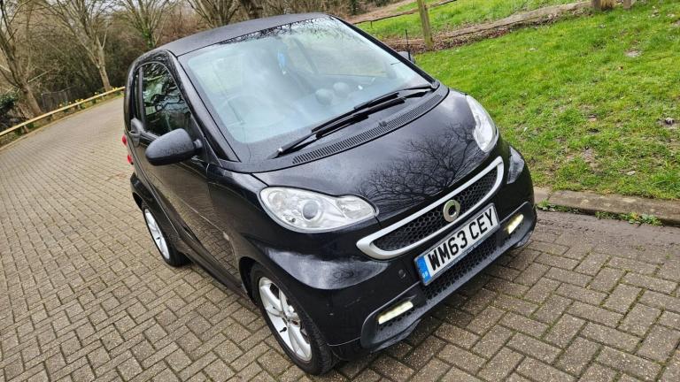 2014 smart fortwo Edition21 mhd 2dr Softouch Auto COUPE Petrol Semi Automatic
