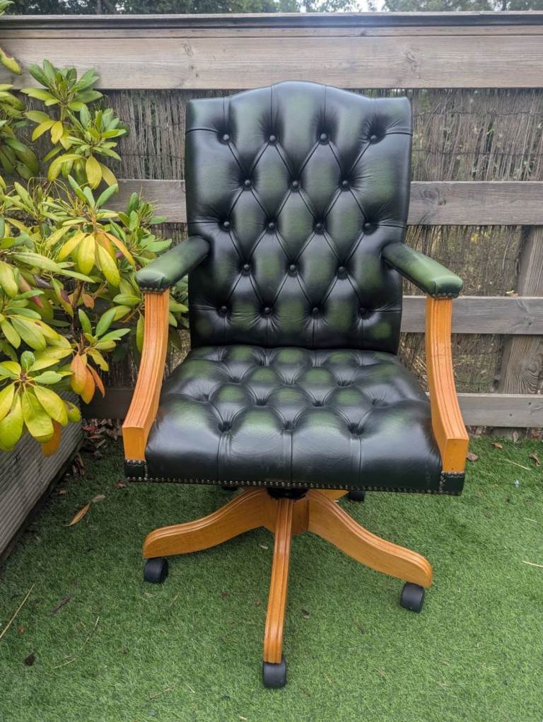 Gainsborough chesterfield office chair