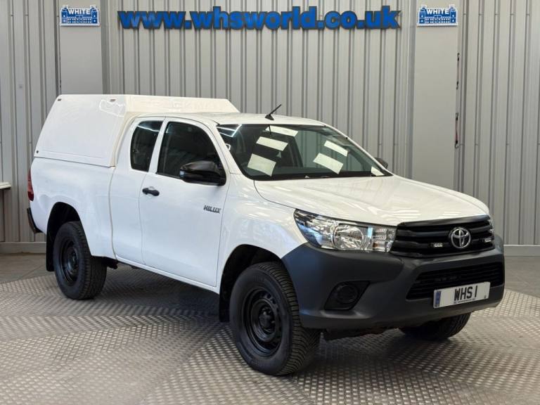 2019 Toyota Hilux Active Extra Cab Pick Up 2.4 D-4D PICK UP DIESEL Manual