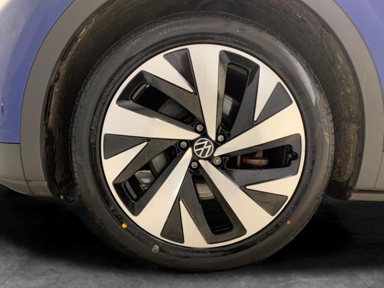 2022 Volkswagen ID.4 Pro Performance 77kWh Family SUV 5dr Electric Auto (204 ps) - HEATED STEERI ...