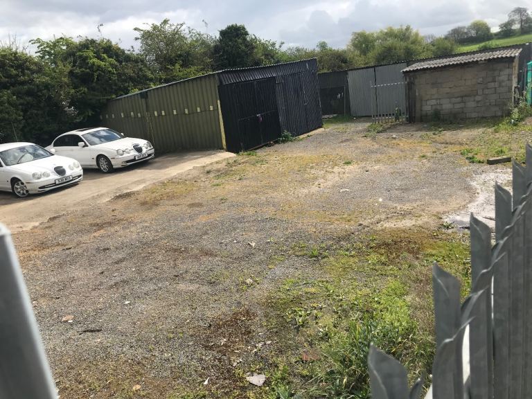 Workshop yard unit garage storage to rent