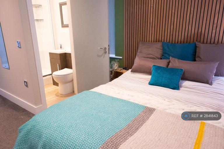 1 bedroom in Framlington Court, Cheltenham, GL51 (#2841843)