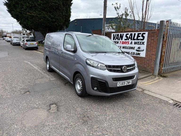 2019 69 VAUXHALL VIVARO 1.5 TURBO D 2900 SPORTIVE PANEL VAN 5DR DIESEL MANUAL L2
