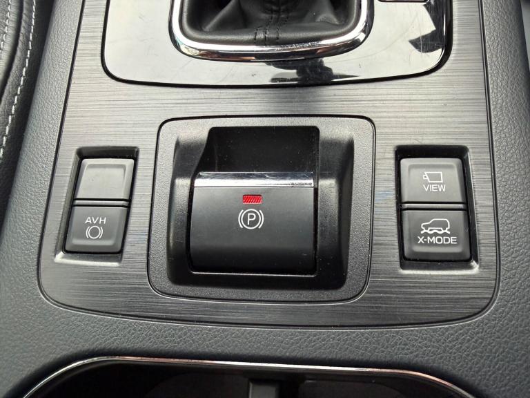  Subaru Outback 2.5i SE Premium Lineartronic 4WD Euro 6 (s/s) 5dr Petrol Automatic