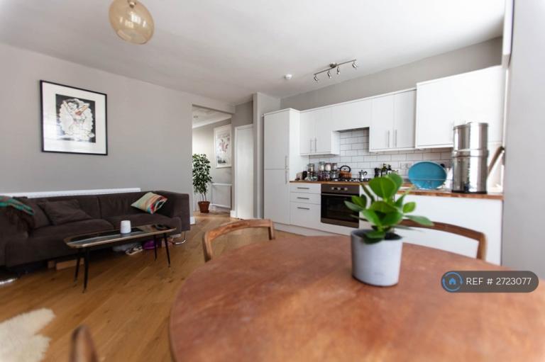 2 bedroom flat in Atlingworth Street, Brighton And Hove, BN2 (2 bed) (#2723077)