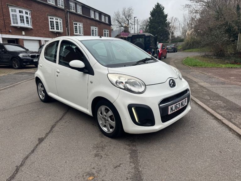 Citroen, C1, Hatchback, 2013, Manual, 998 (cc), 5 doors