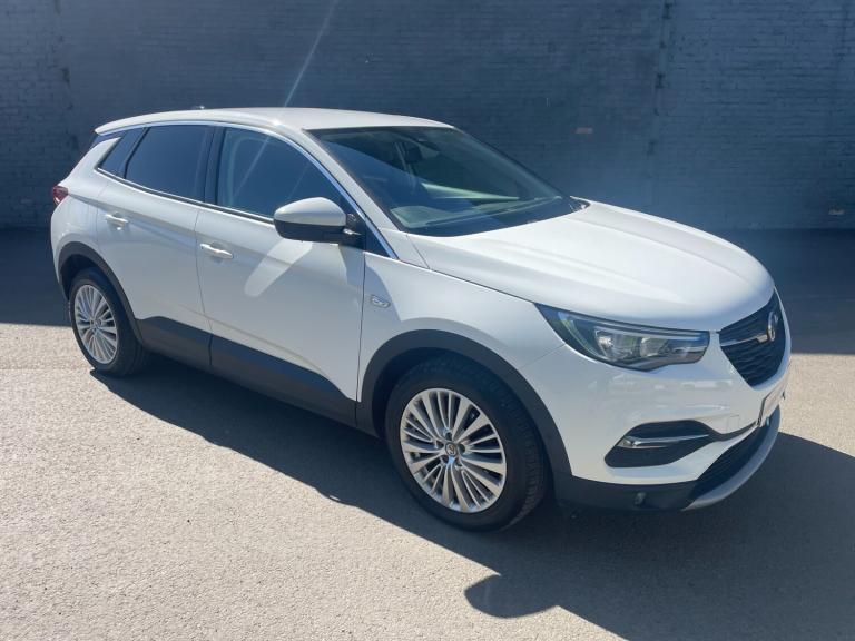 2019 Vauxhall Grandland X 1.5 Turbo D Tech Line Nav 5dr HATCHBACK Diesel Manual