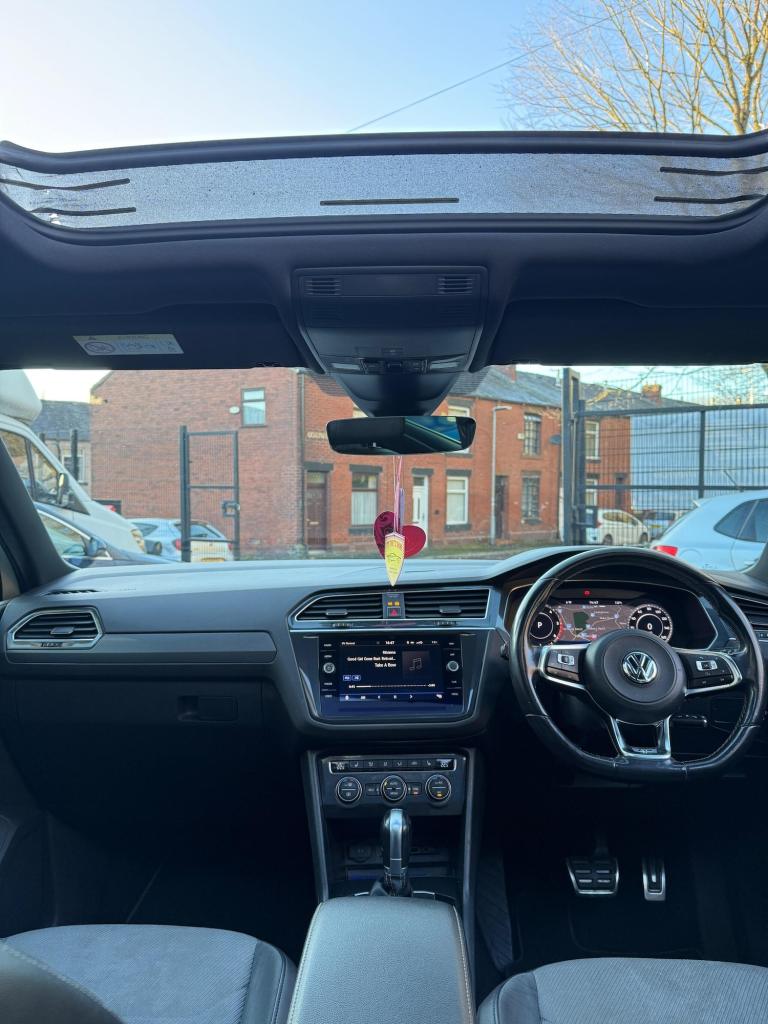 2018 Volkswagen Tiguan 2.0 TDi 190 4Motion R-Line 5dr DSG ESTATE DIESEL Automatic