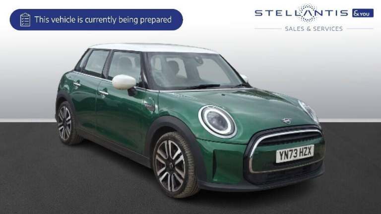 2023 MINI Hatch 1.5 Cooper Exclusive Hatchback 5dr Petrol Steptronic Euro 6 (s/s) (136 ps) Hatchb...