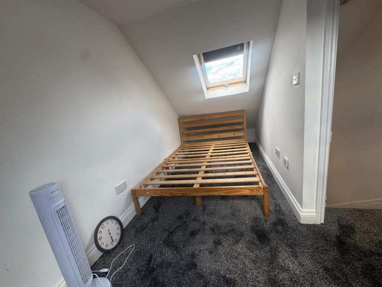 Spacious 4 Bedroom House to Rent – E6
