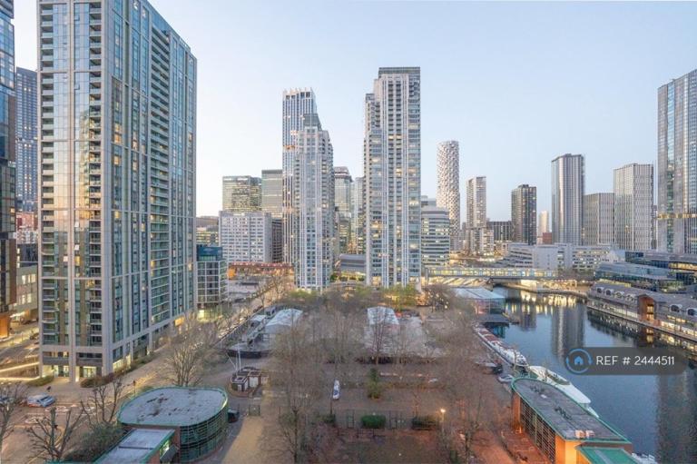 1 bedroom flat in Ability Place, London, E14 (1 bed) (#2444511)