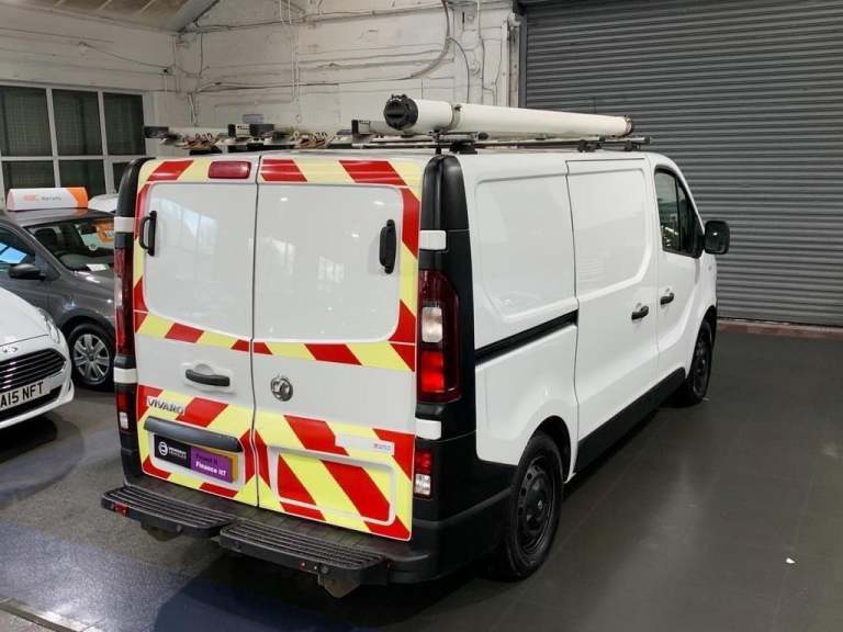 2017 Vauxhall Vivaro 1.6 CDTi 2900 ecoFLEX L1 H1 Euro 6 (s/s) 5dr PANEL VAN Diesel Manual