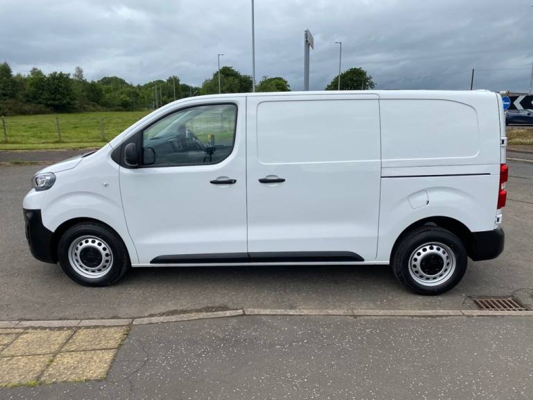 2023 73 PEUGEOT EXPERT 1.5 BLUEHDI 1000 PROFESSIONAL PREMIUM + NAV STANDARD 6DR 