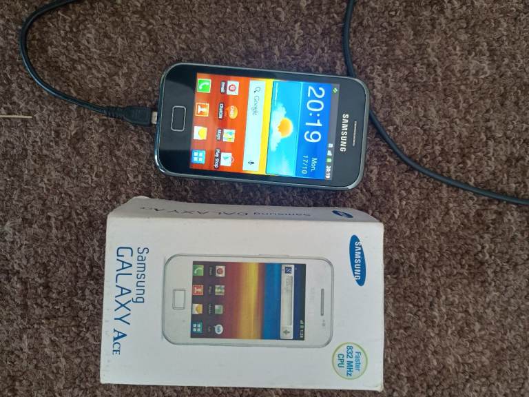 Samsung Galaxy Ace Mobile Phone - Black, Good Working Order