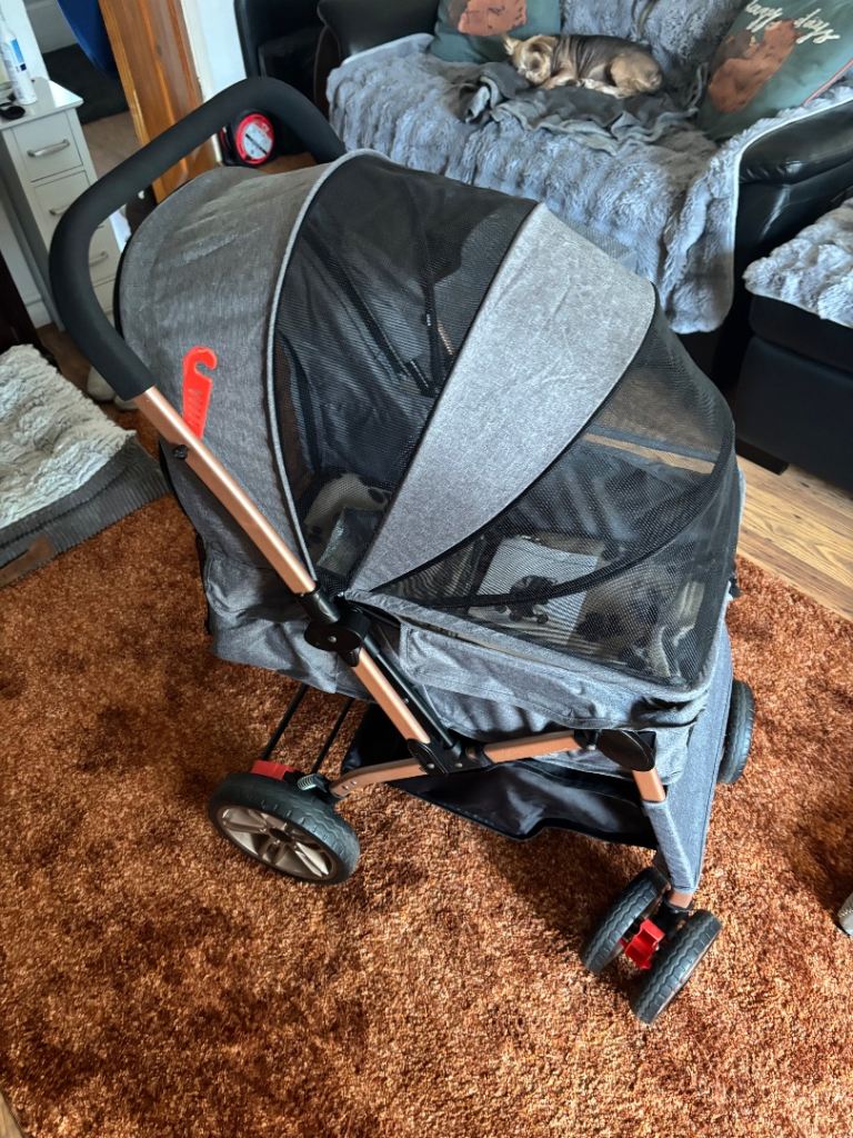 Pet stroller