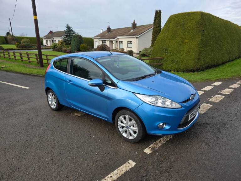 Ford, FIESTA, Hatchback, 2010, Manual, 1242 (cc), 3 doors