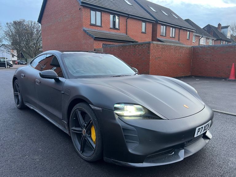 image for 2020 Porsche TAYCAN Turbo S Electric Auto Saloon 4 doors performance 4s gts audi bmw mercedes