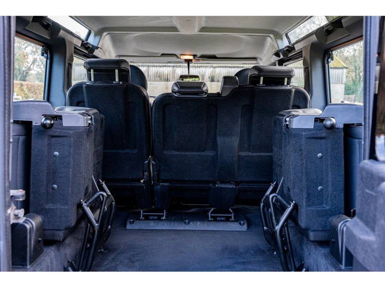 2014 Land Rover Defender XS Station Wagon TDCi [2.2] WINDOW VAN DIESEL Manual