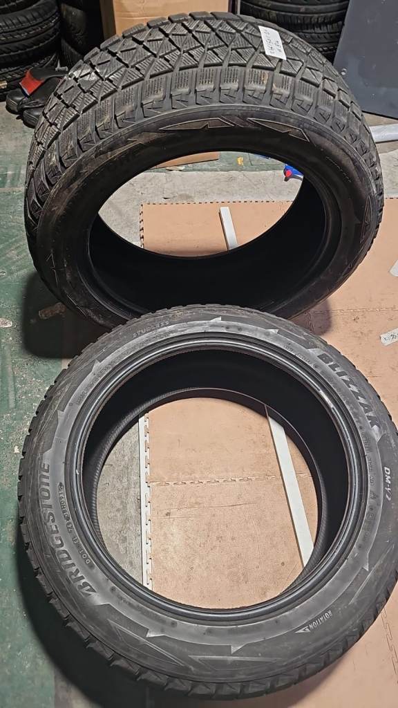 2X 265/50 R20 Bridgestone Blizzak DM-V2 107T 265/50/20 (6.8-7mm)