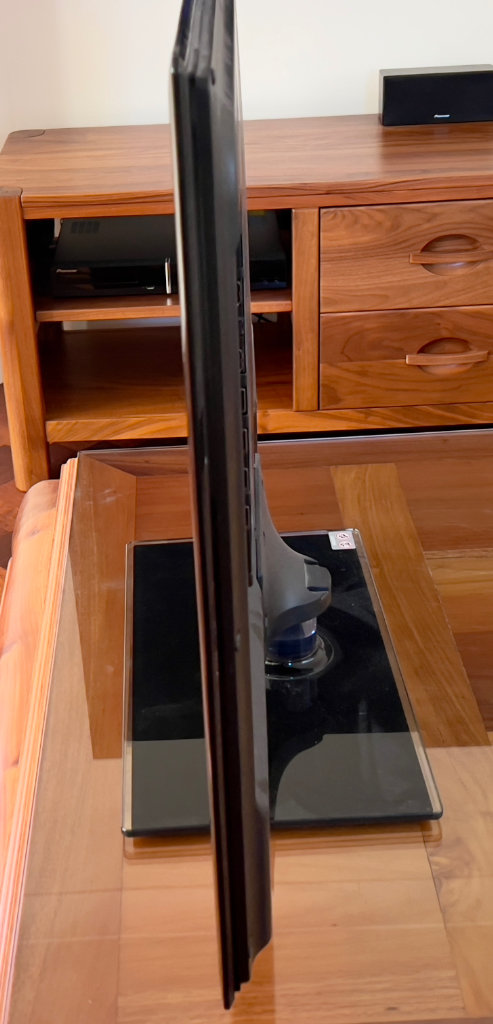 Samsung 40” LED TV