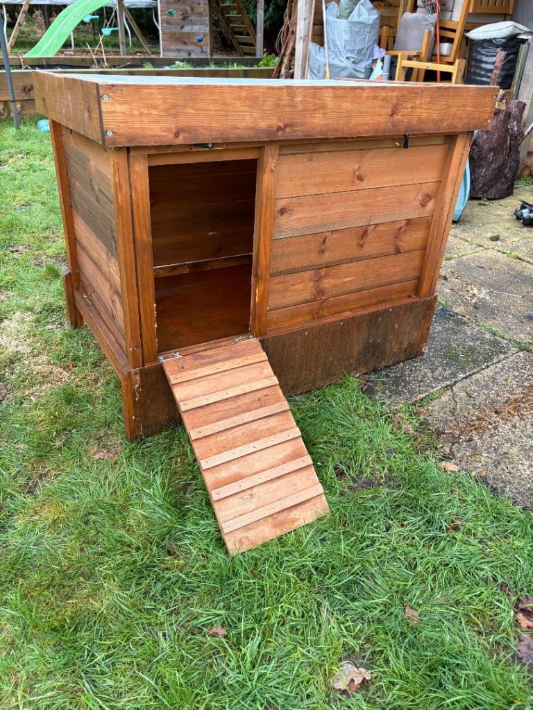 Chicken Rabbit Guinea Pig hutch cage coop