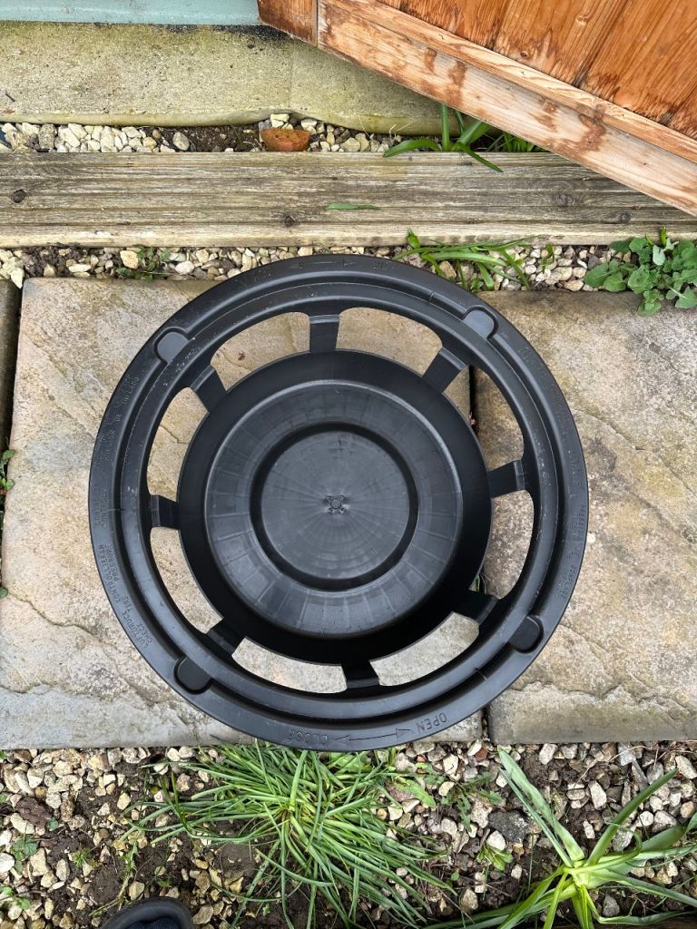 Mercedes CL C215 S Class W220 Spare Wheel Clamp Tool Kit Mount Holder 2208980007