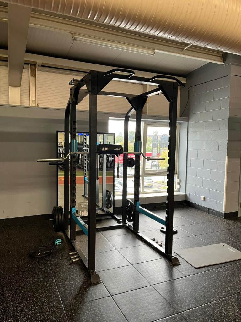 Pulse Fitness Commercial Strength Equipment – Squat Rack, 45° Leg Press & Hack Squat  Price: £2999
